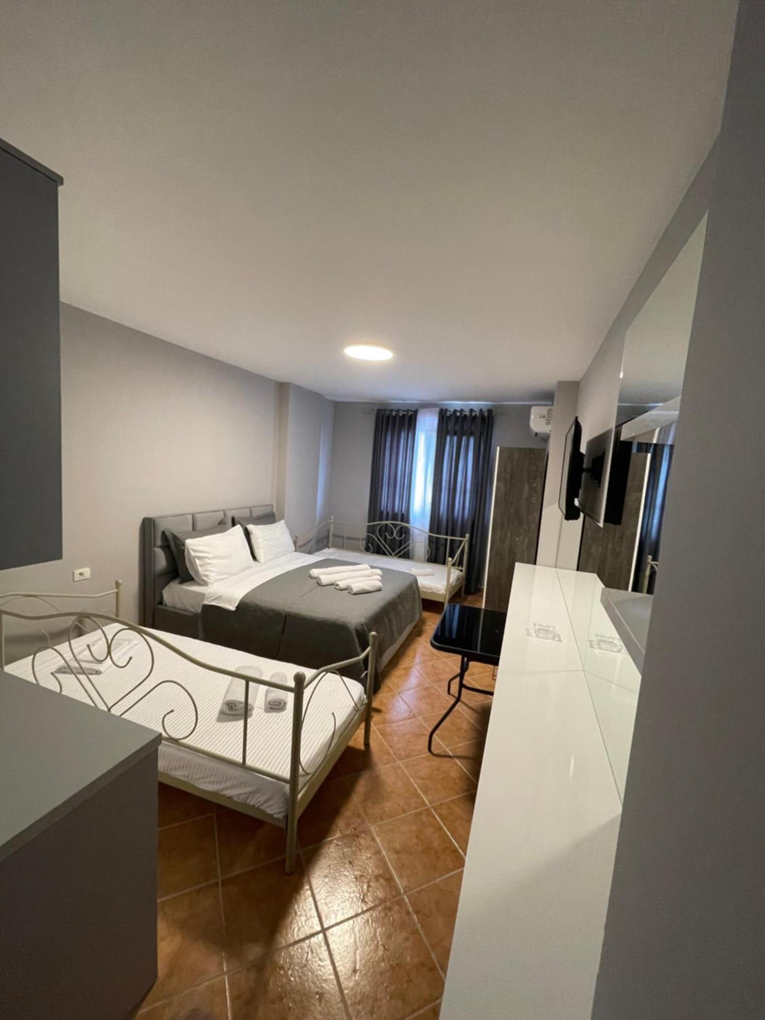 Apartament Raci Shengjin Exterior photo